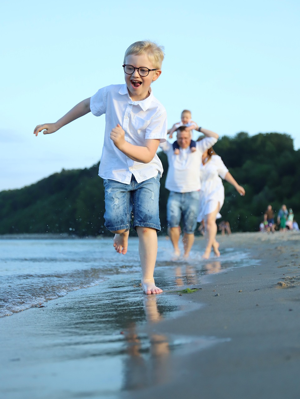 children, family, sea, kids, run, nature, playful, happy, poland